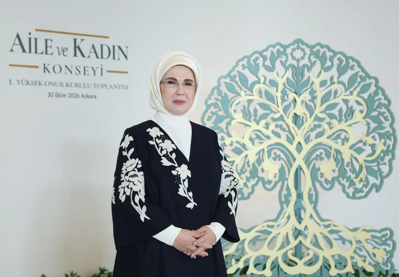 Əminə Ərdoğan Türk Dövlətləri Təşkilatının Ailə və Qadın Şurasının ilk Fəxri Himayəçilik Komitəsinin iclasında çıxış edib